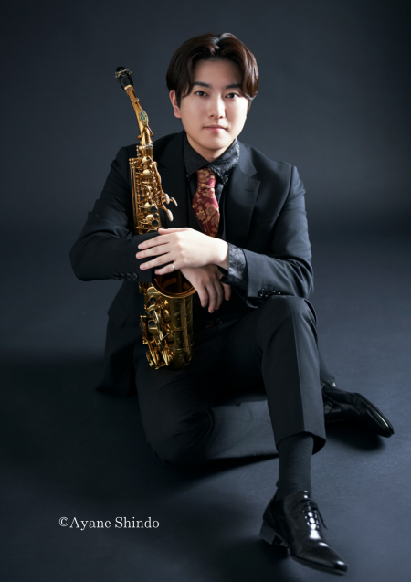 中津川輝